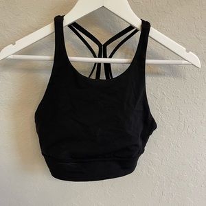 Black Lululemon sports bra